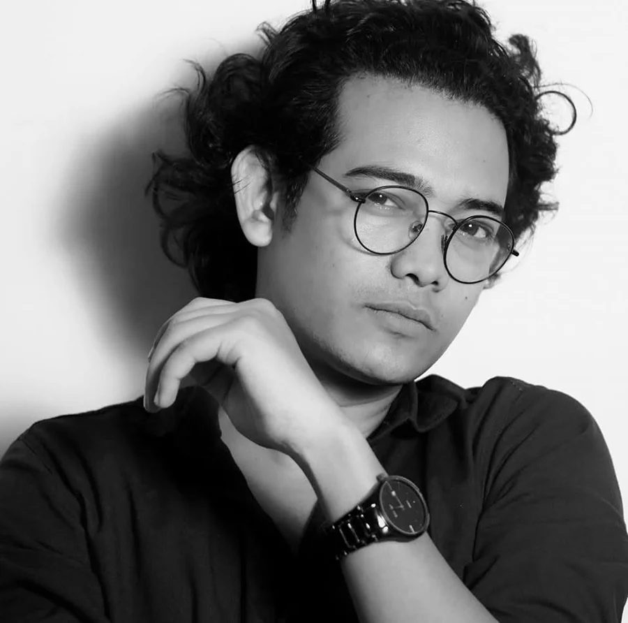 Black-and-white portrait of Arafat Rahaman
